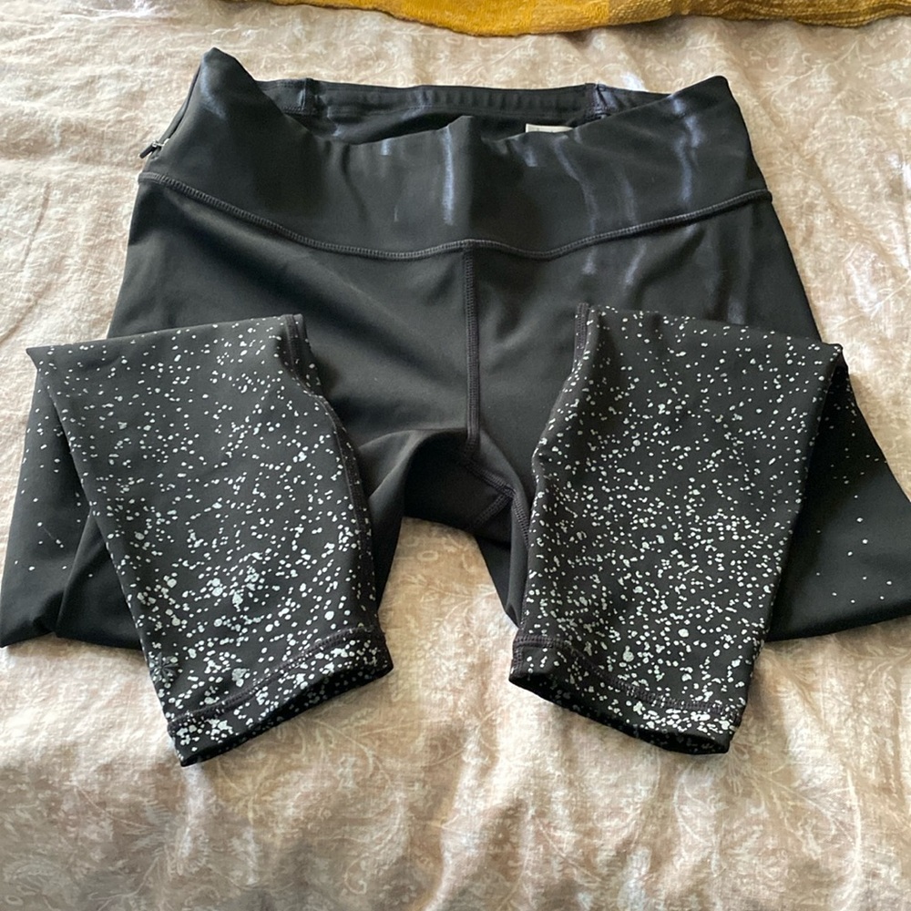 Athleta Capri Leggings